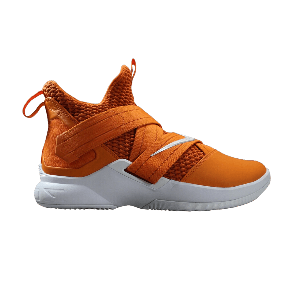 Кроссовки Nike LeBron Soldier 12 TB 'Clay Orange'