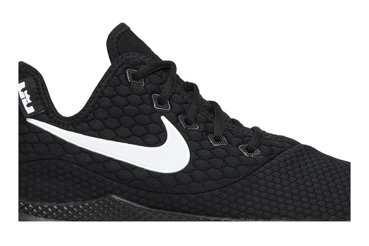 Кроссовки Nike LeBron Witness 3 'Black White'