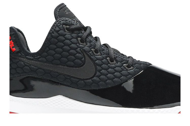 Кроссовки Nike LeBron Witness 3 Premium 'Black Red'