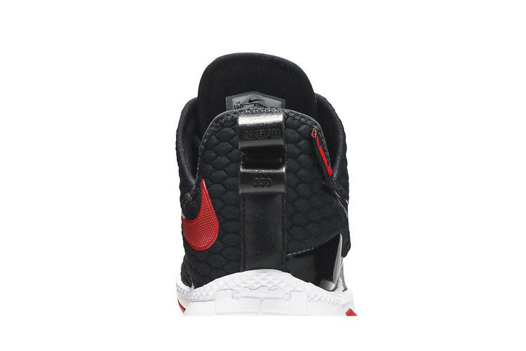 Кроссовки Nike LeBron Witness 3 Premium 'Black Red'