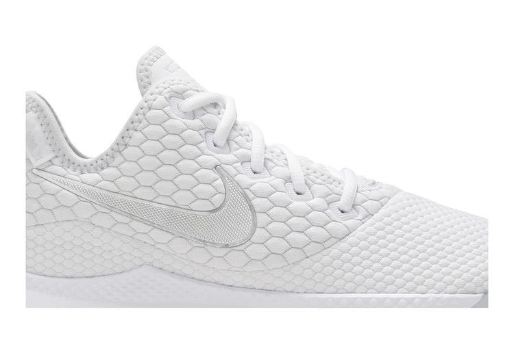Кроссовки Nike LeBron Witness 3 'White Chrome'