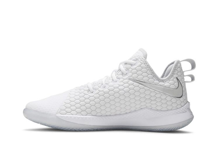 Кроссовки Nike LeBron Witness 3 'White Chrome'