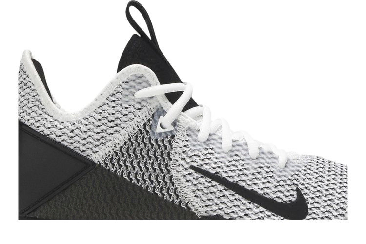 Кроссовки Nike LeBron Witness 4 'White Black'