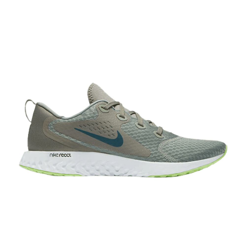 legend-react-mica-green-stucco-aa1625-301