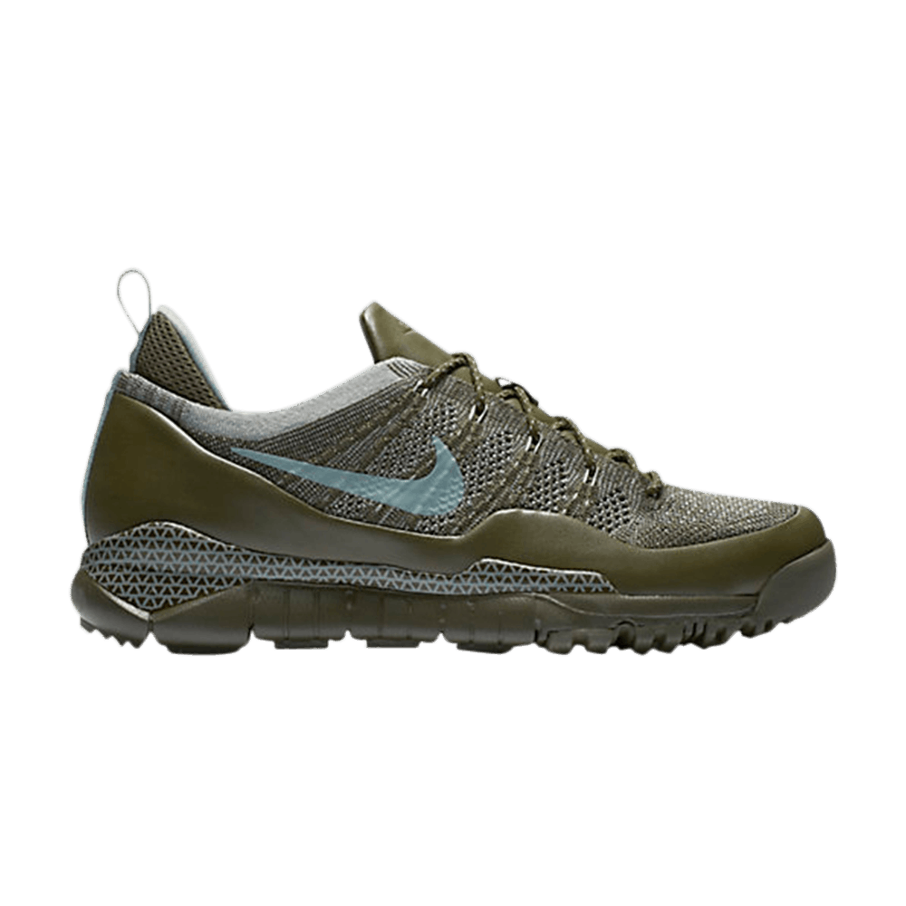 lupinek-flyknit-low-882685-300