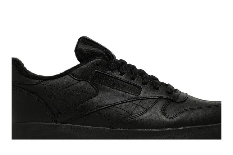Кроссовки Reebok Maison Margiela x Classic Leather Tabi 'Black'