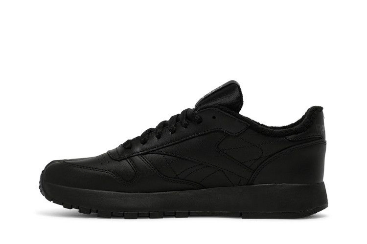 Кроссовки Reebok Maison Margiela x Classic Leather Tabi 'Black'