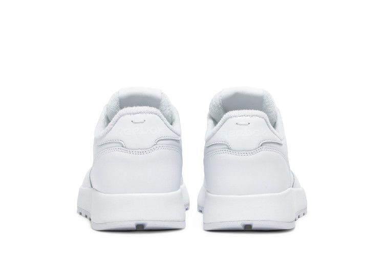 Кроссовки Reebok Maison Margiela x Classic Leather Tabi 'White'