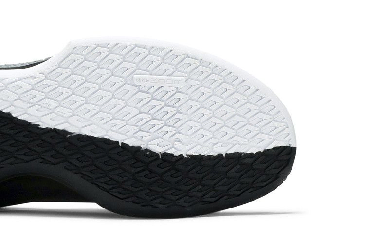Кроссовки Nike Mamba Fury 'Snakeskin - Black Smoke Grey'