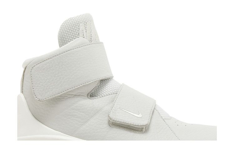 Кроссовки Nike Marxman 'Light Bone Crimson'