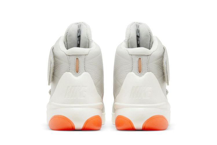 Кроссовки Nike Marxman 'Light Bone Crimson'