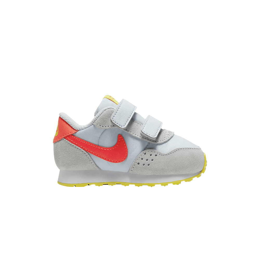 md-valiant-td-football-grey-bright-crimson-cn8560-013