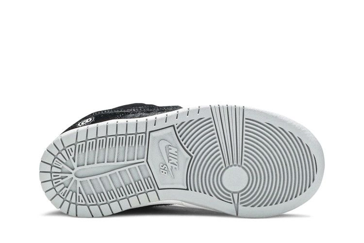 Кроссовки Nike Medicom Toy x Dunk Low SB PS 'BE@RBRICK'