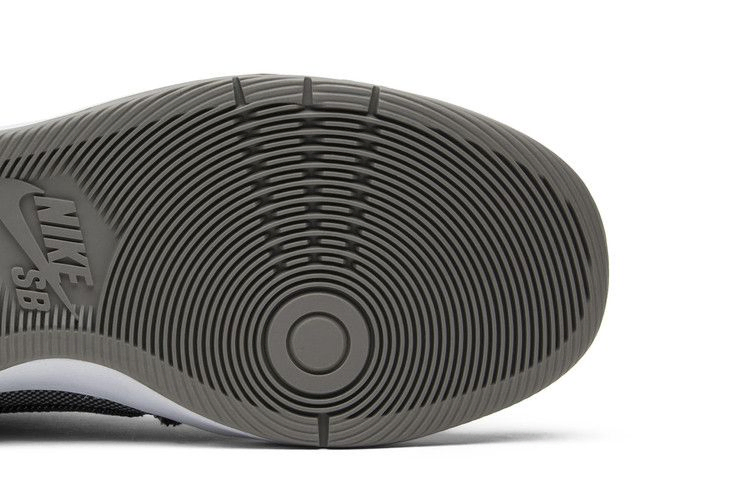 Кроссовки Nike Medicom x SB Dunk Low Elite 'BE@RBRICK'