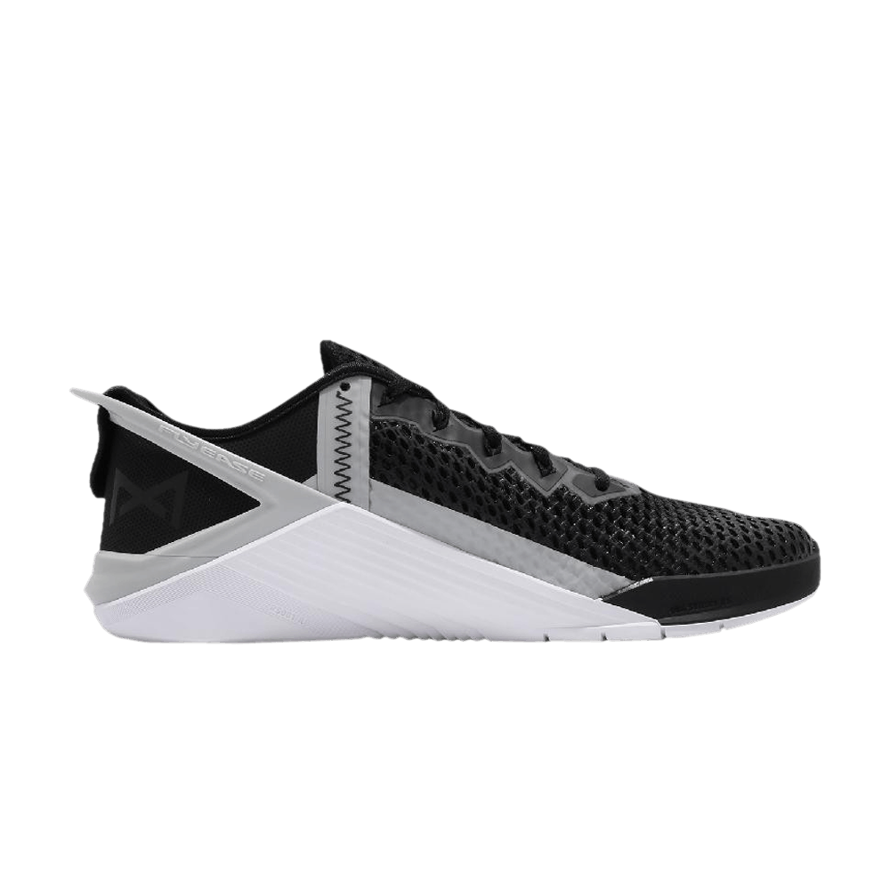 metcon-6-flyease-black-white-db3790-010