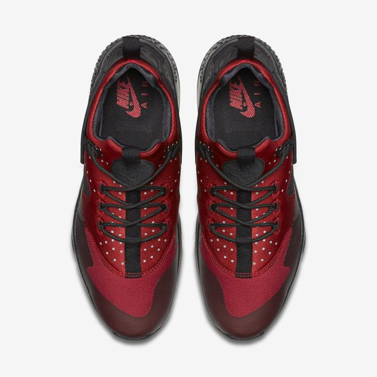 Кроссовки Nike Air Huarache Utility 'Gym Red Black'