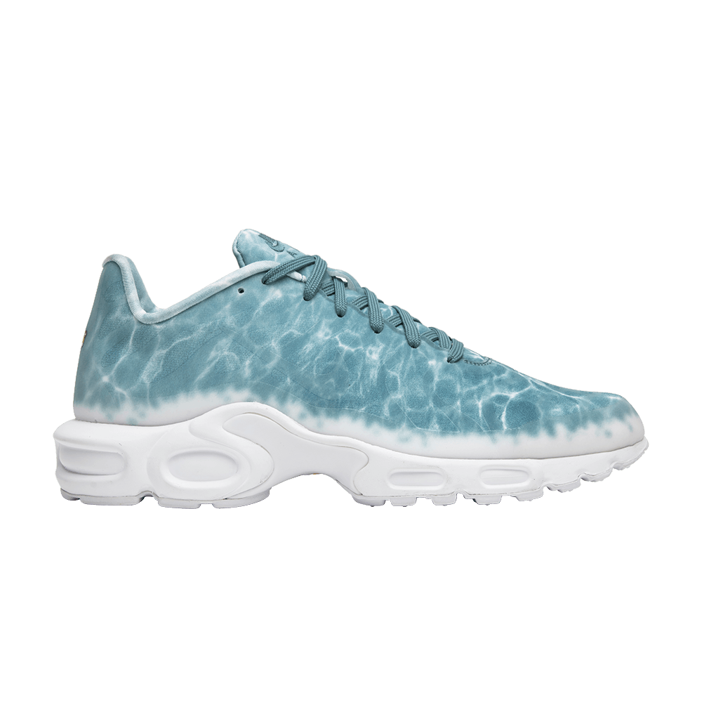 nike-air-max-plus-gpx-prem-sp-la-requin-899595-300