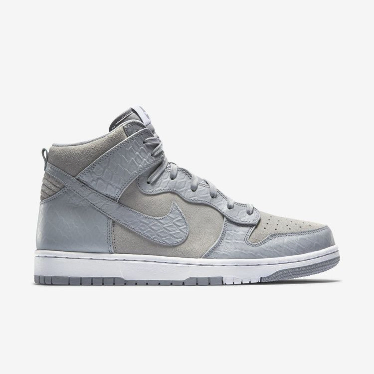 Кроссовки Nike Dunk CMFT Premium