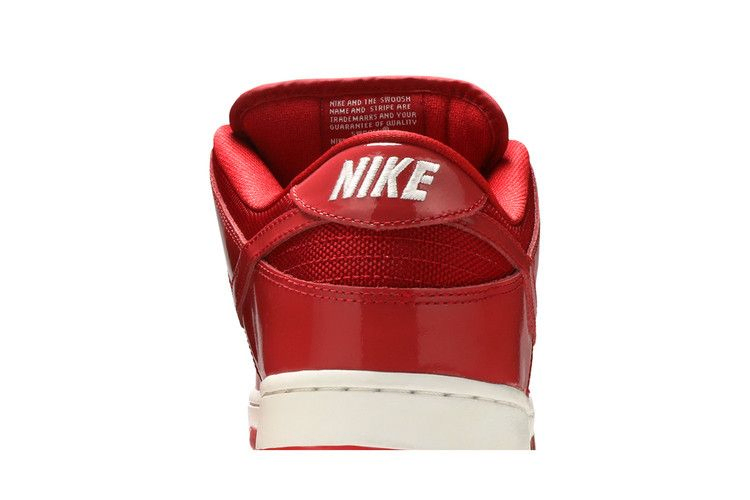 Кроссовки Nike Dunk Low Pro SB 'Red Patent Leather'