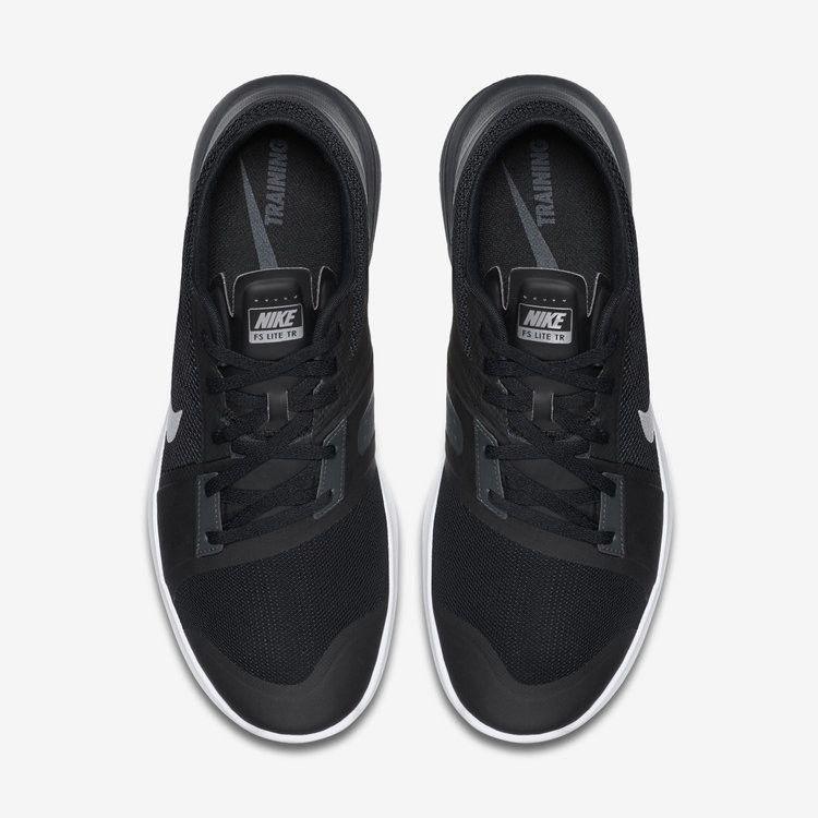 Кроссовки Nike FS Lite Trainer 3