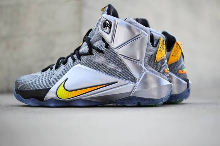 Кроссовки Nike LeBron 12 'Flight'