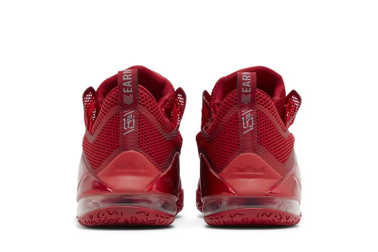Кроссовки Nike LeBron 12 Low 'University Red'