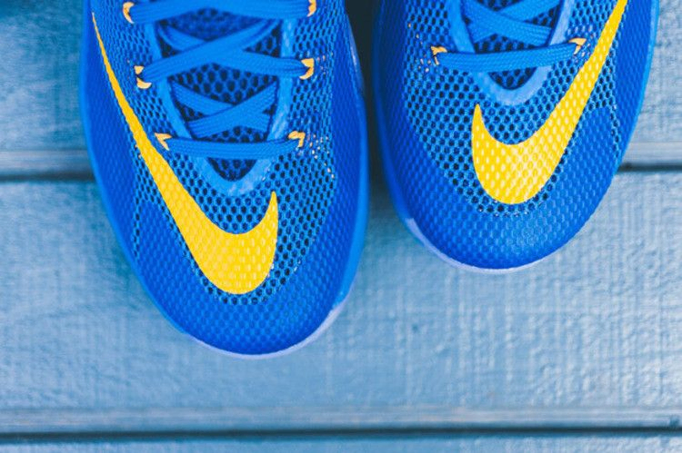 Кроссовки Nike LeBron 12 Low 'Entourage'