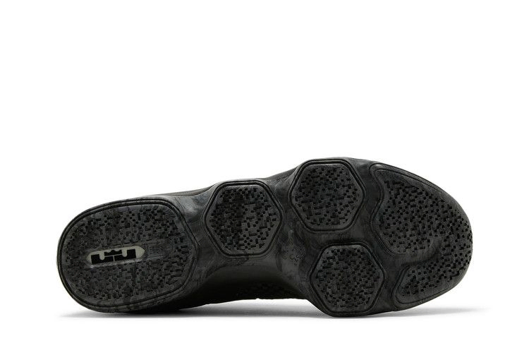 Кроссовки Nike LeBron 14 Low 'Triple Black'