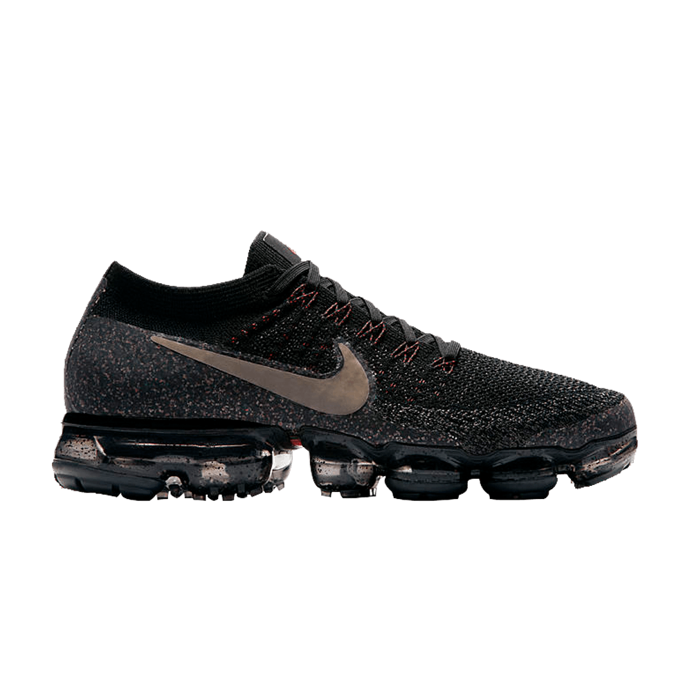 nikelab-wmns-air-vapormax-dark-brown-899472-010
