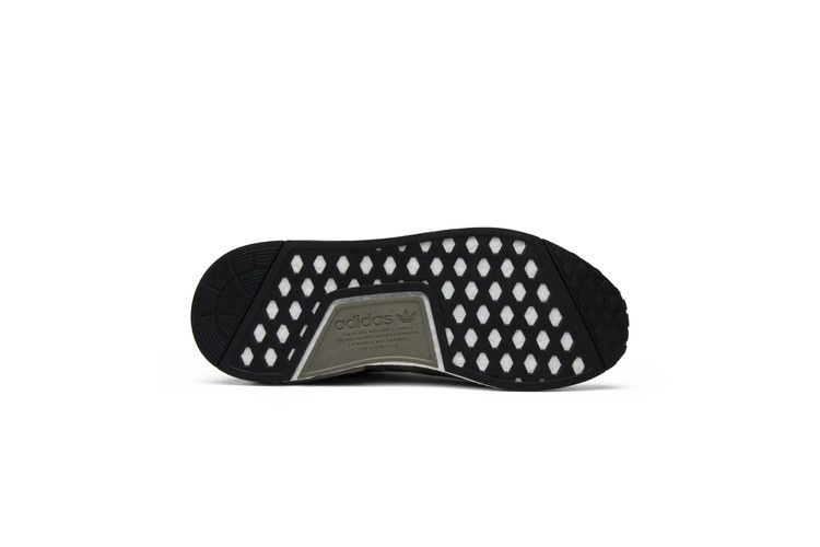 Кроссовки adidas NMD_R1 'Trace Cargo'