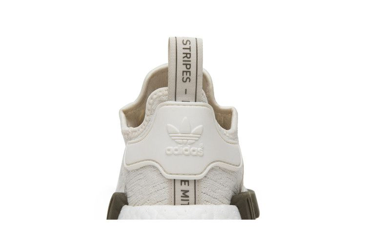 Кроссовки adidas Champs Sports x NMD_R1 'Chalk and Olive'