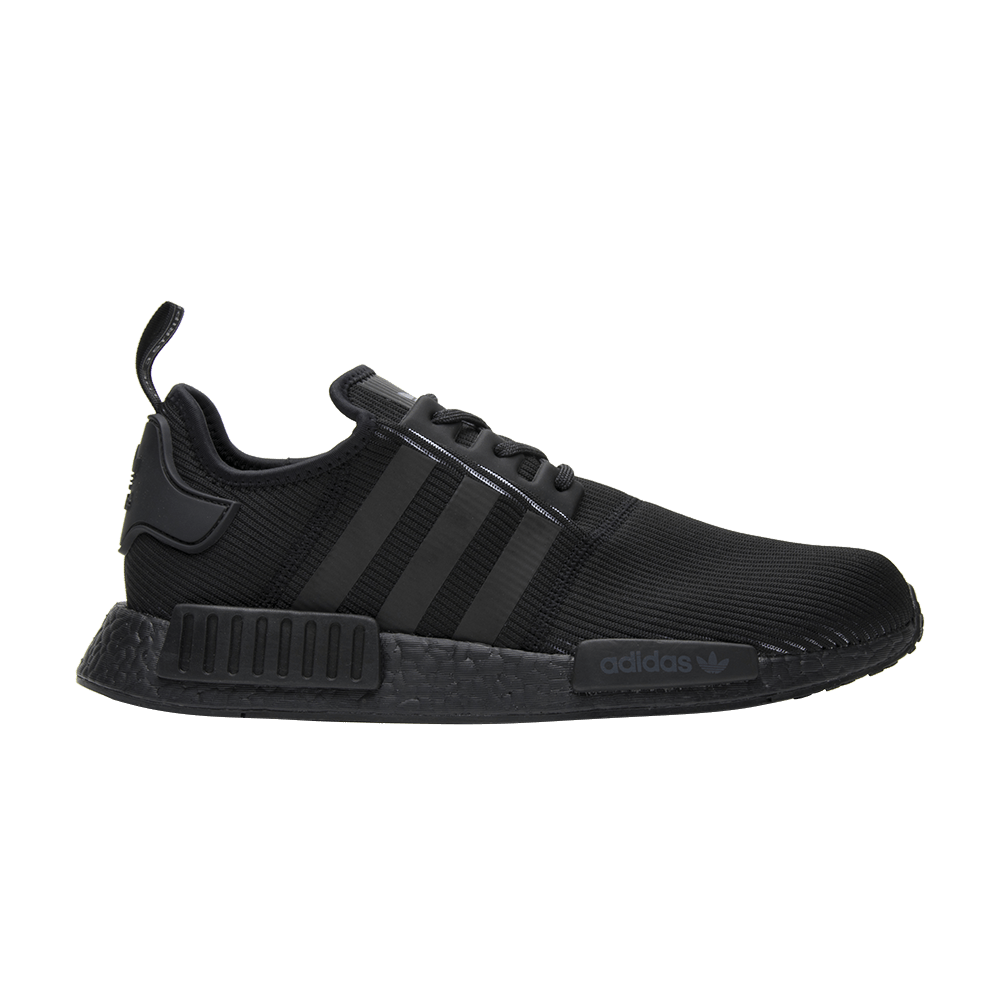 Кроссовки adidas NMD_R1 'Triple Black Reflective'