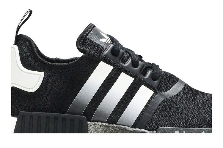 Кроссовки adidas NMD_R1 'Black Silver'