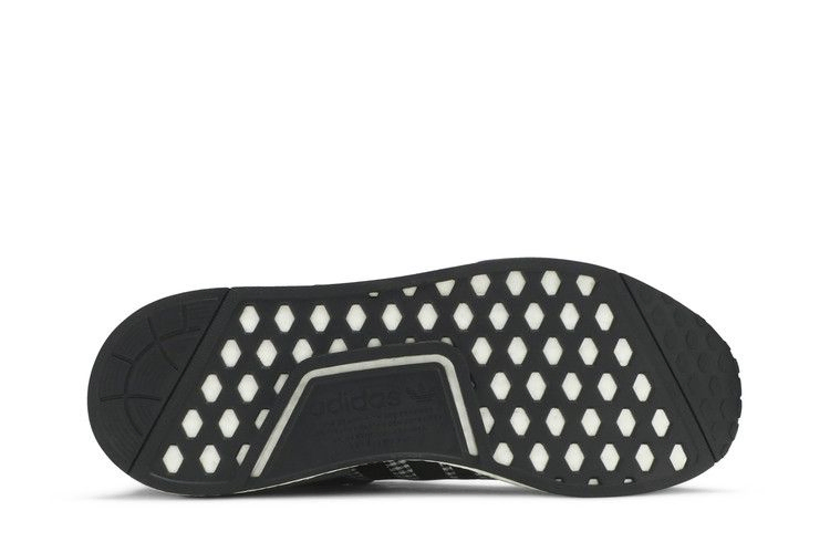 Кроссовки adidas NMD_R1 'Black White'