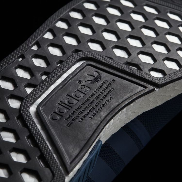 Кроссовки adidas NMD_R1 'Blue Night'