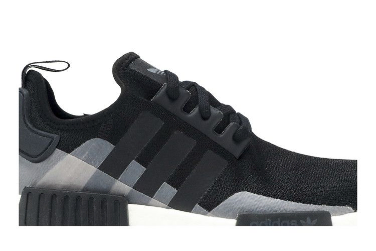 Кроссовки adidas NMD_R1 'Core Black'