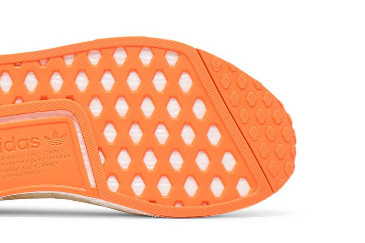 Кроссовки adidas NMD_R1 'Cream White Screaming Orange'