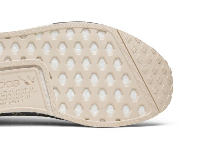 Кроссовки adidas Foot Locker x NMD_R1 'Grey Four'