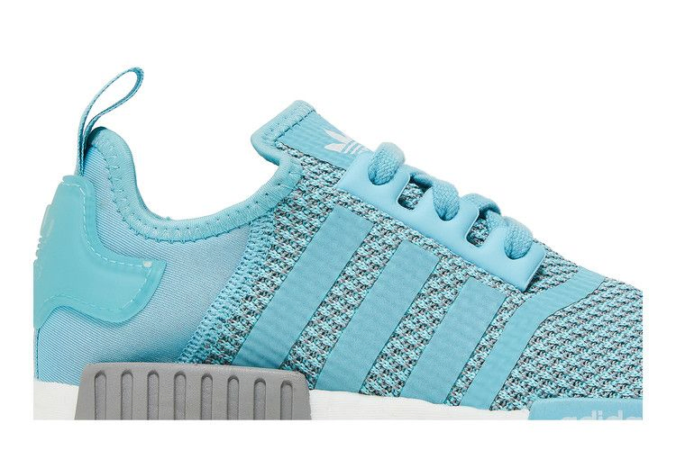 Кроссовки adidas NMD_R1 'Hazy Sky'