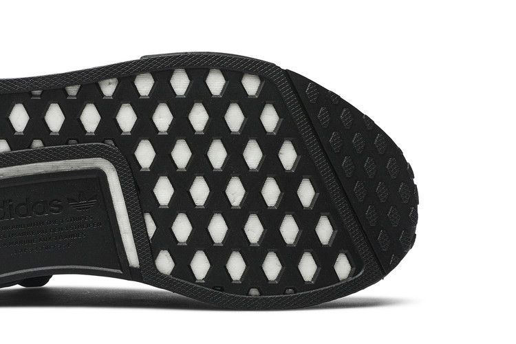 Кроссовки adidas NMD_R1 'Japan'