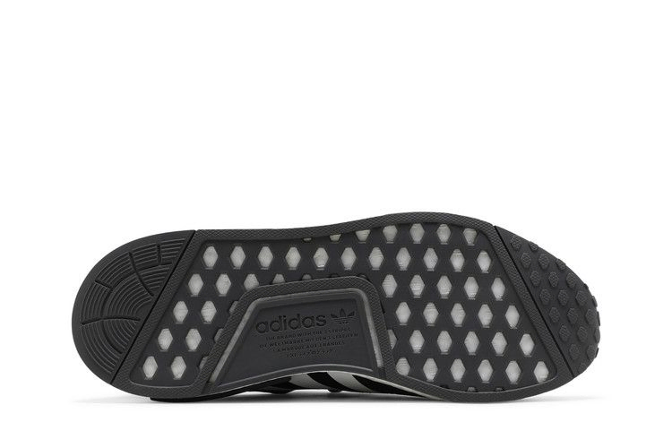 Кроссовки adidas NMD_R1 Primeblue 'Black White'