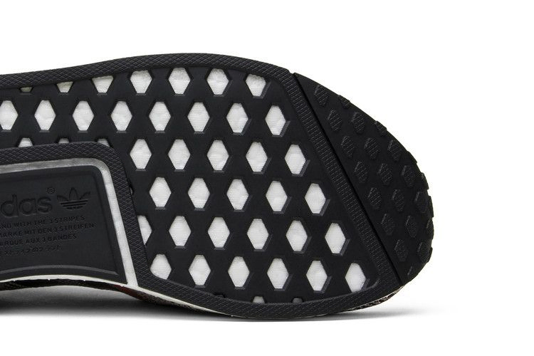 Кроссовки adidas NMD_R1 Primeknit 'AI Camo Pack'