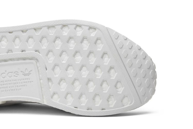 Кроссовки adidas NMD_R1 Primeknit 'Japan Triple White'
