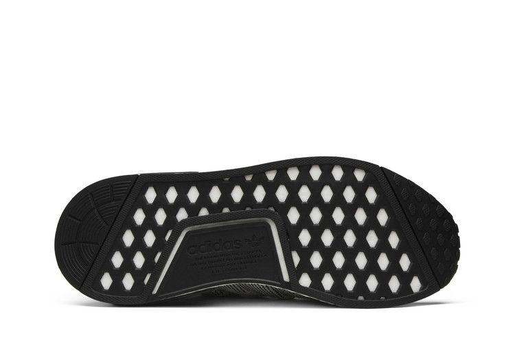 Кроссовки adidas NMD_R1 Primeknit 'Sesame'