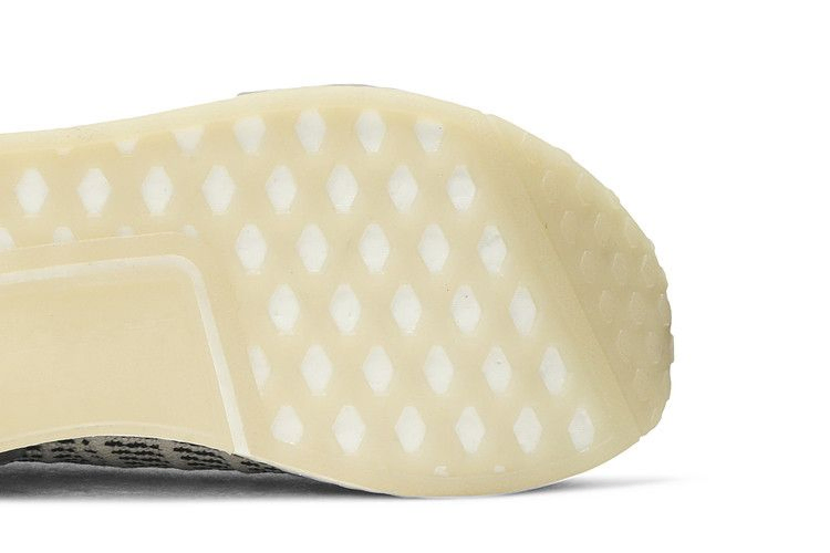 Кроссовки adidas NMD_R1 STLT Primeknit 'Grey'