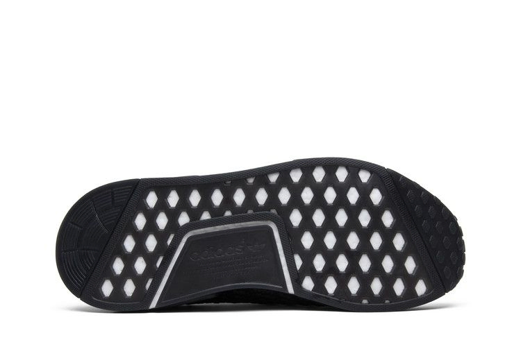 Кроссовки adidas NMD_R1 Primeknit STLT 'Triple Black'