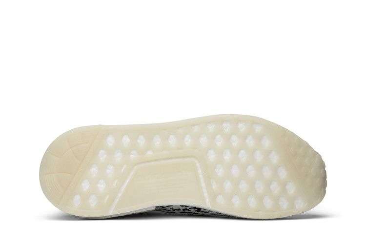 Кроссовки adidas NMD_R1 Primeknit 'Zebra'