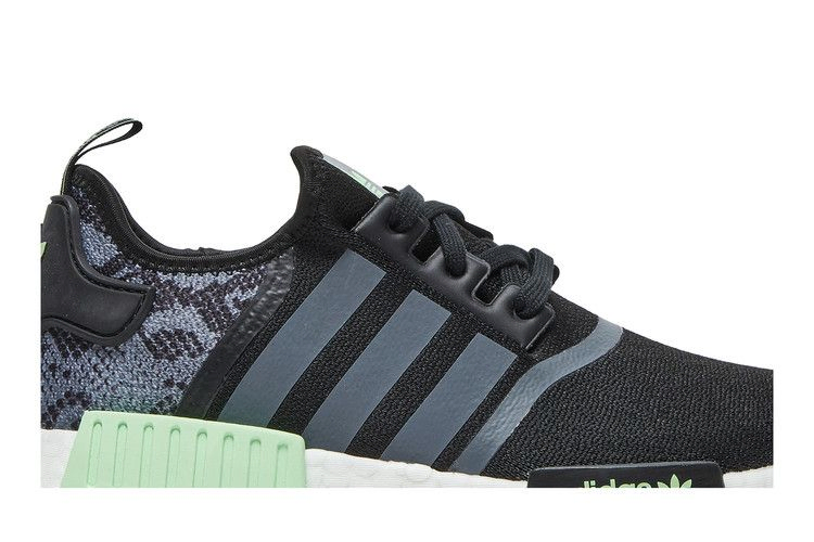 Кроссовки adidas NMD_R1 'Snakeskin'