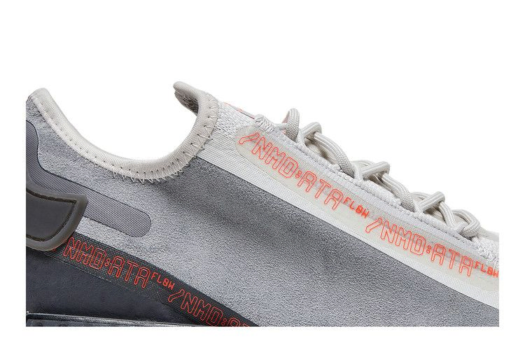 Кроссовки adidas NMD_R1 Spectoo 'Speedlines'