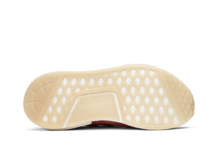 Кроссовки adidas Wmns NMD_R1 'Trace Scarlet'